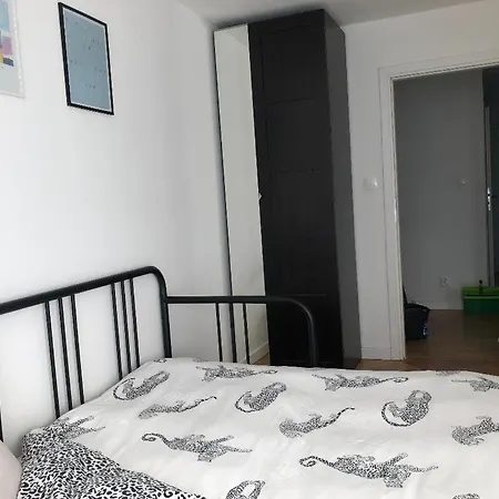 Comfortable And Cosy Apartment 3 Beds-City Center Warsaw Exterior photo