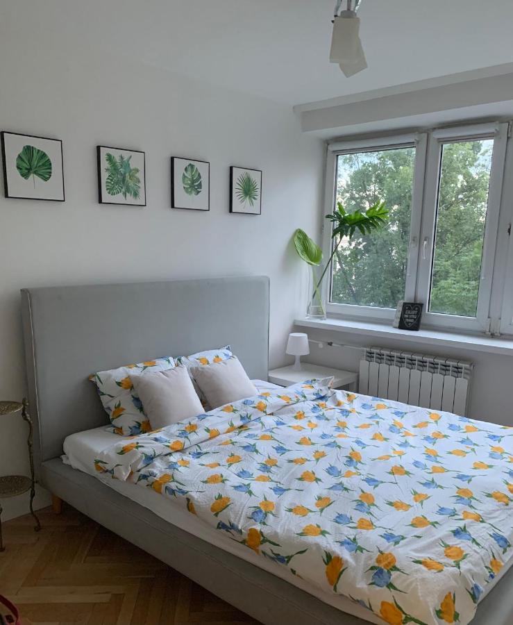 Апартаменти Comfortable And Cosy 3 Beds-city Center Варшава